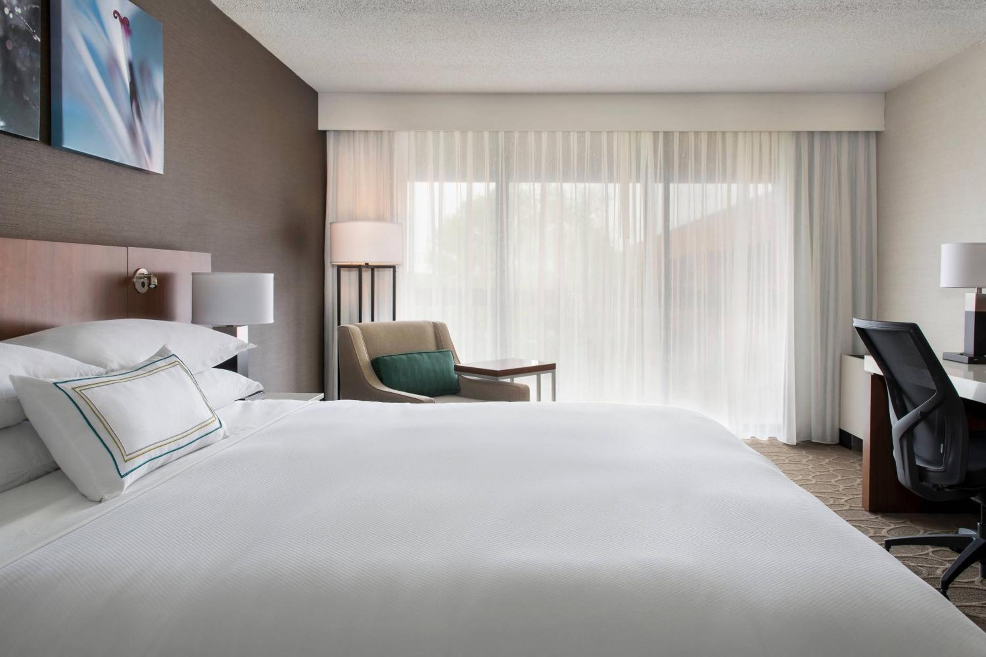 Delta Hotels By Marriott Mount Pleasant Racine Extérieur photo