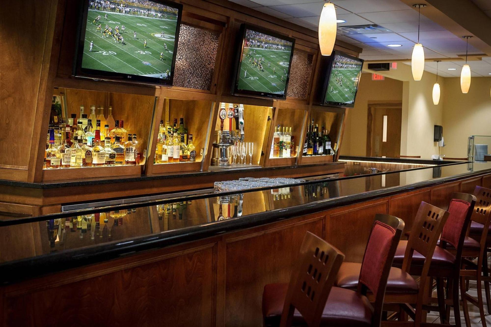 Delta Hotels By Marriott Mount Pleasant Racine Extérieur photo